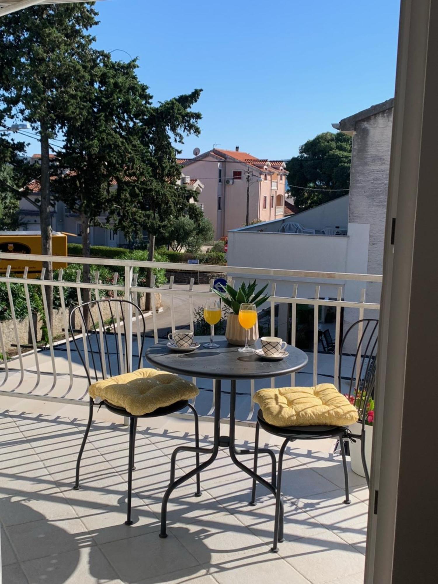 Jukich Apartament *